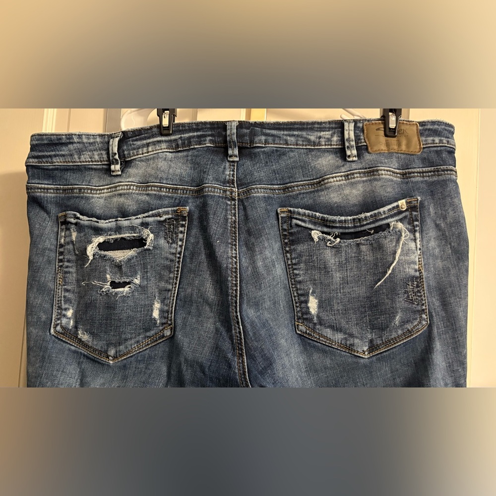 Silver Jeans Women’s SAM Distressed Jeans Plus Size 24 - Picture 11 of 12